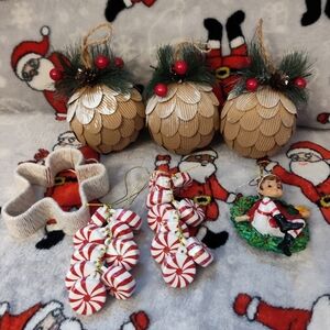 NWOT! Christmas Decorations Bundle
